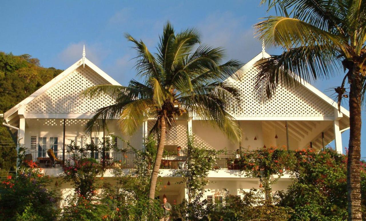 Green Roof Inn Hillsborough (Carriacou Island) Exterior foto
