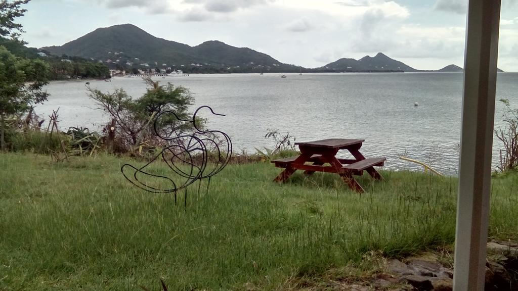 Green Roof Inn Hillsborough (Carriacou Island) Exterior foto