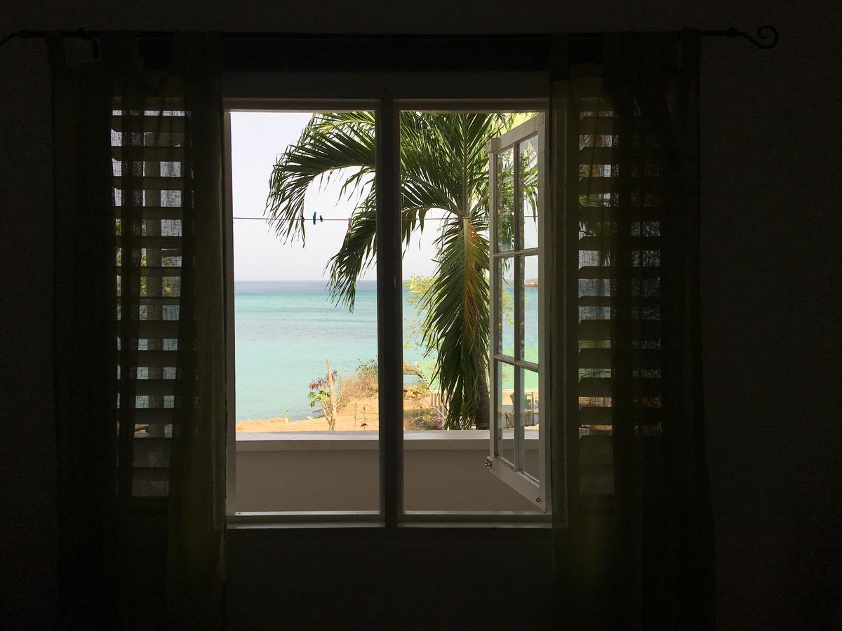 Green Roof Inn Hillsborough (Carriacou Island) Exterior foto