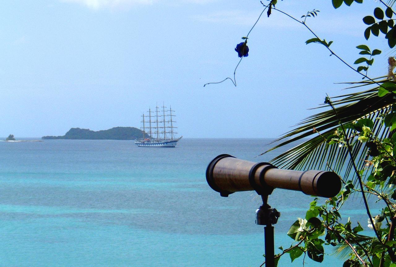Green Roof Inn Hillsborough (Carriacou Island) Exterior foto