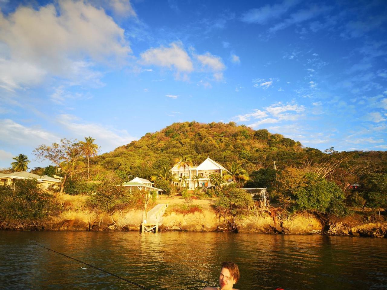 Green Roof Inn Hillsborough (Carriacou Island) Exterior foto