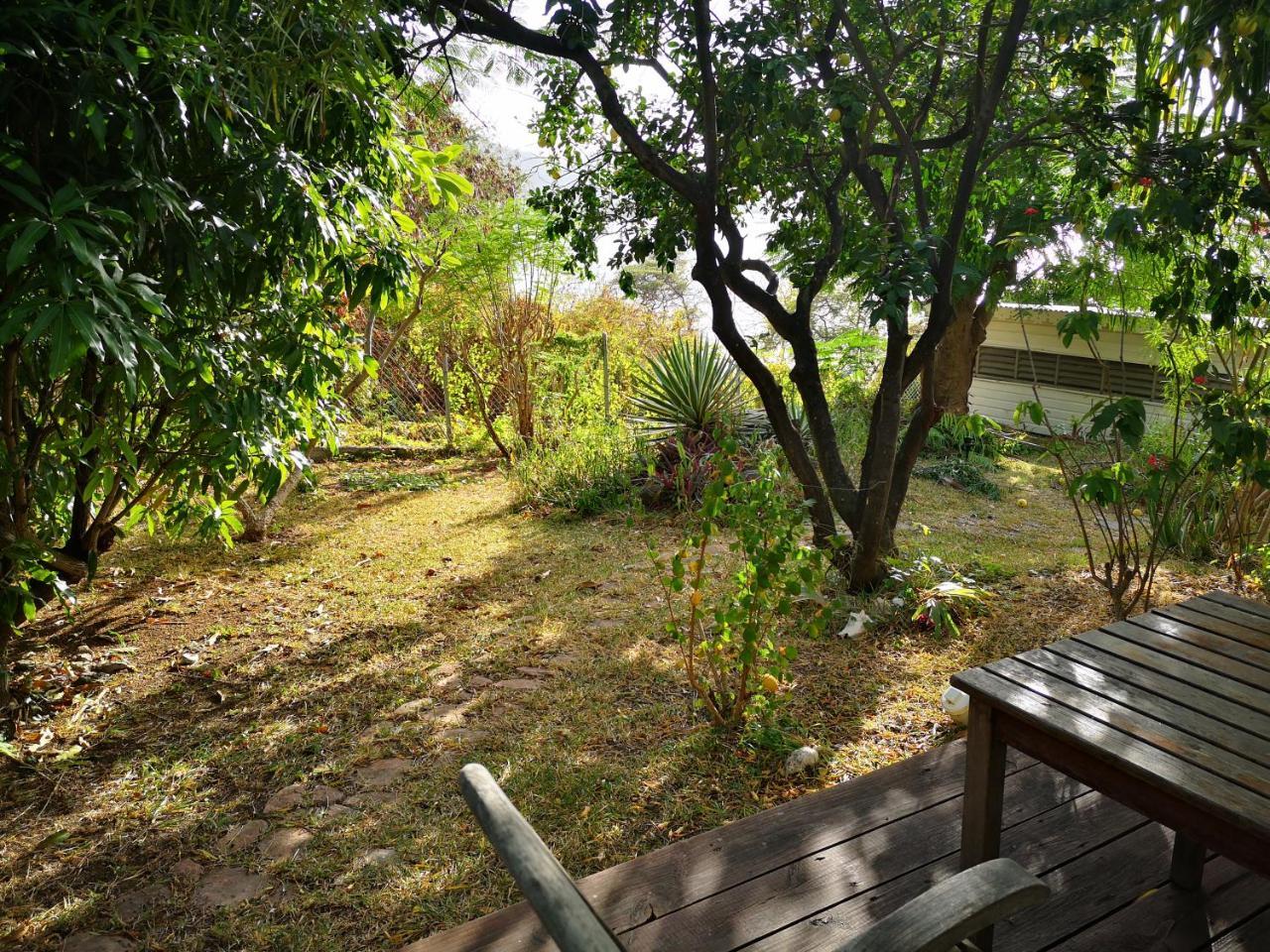 Green Roof Inn Hillsborough (Carriacou Island) Exterior foto