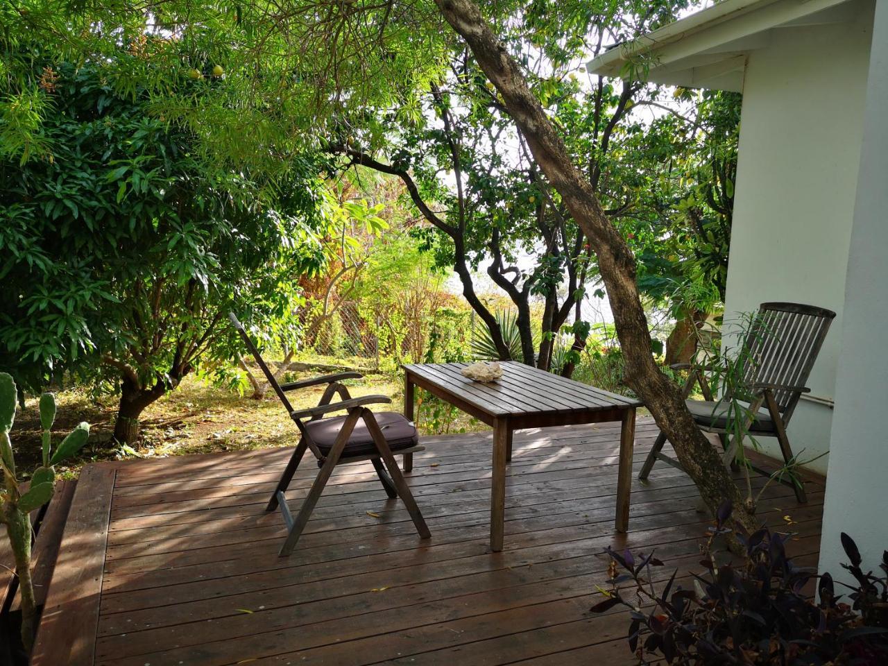 Green Roof Inn Hillsborough (Carriacou Island) Exterior foto